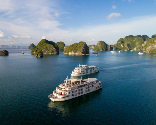 Paradise Elegance Cruise