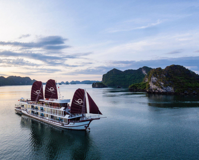 V'Spirit Cruise